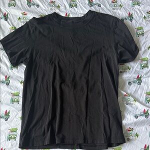 Lululemon Women’s Classic Black T-Shirt